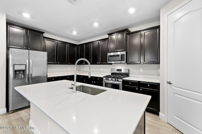 Building Photo - 2468 Alexia Cir