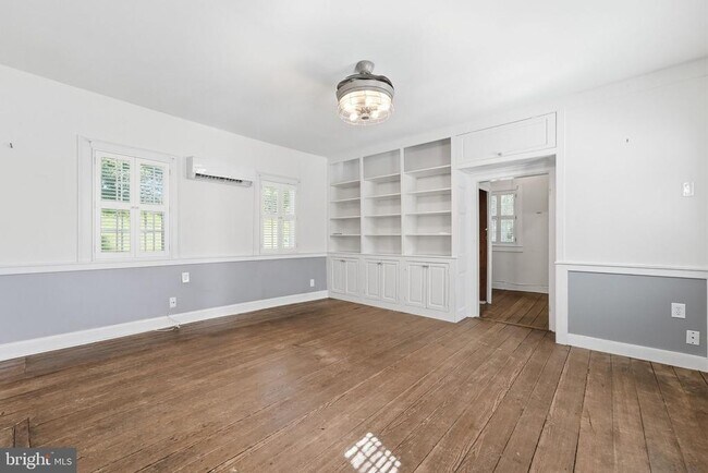 Building Photo - 8200 Buckland Mill Rd