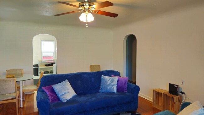 Building Photo - BG Properties, L.L.C.