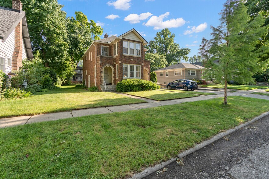 Building Photo - 1211 Brooklyn Ave