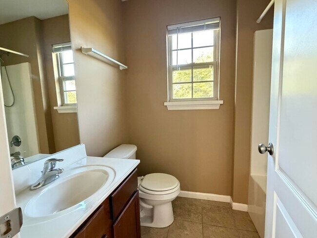 Building Photo - 4209 Bold Venture Dr
