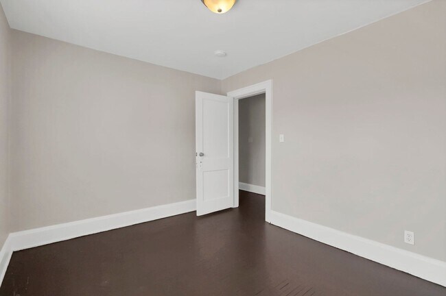 Building Photo - 2709-2711 Sullivant Ave