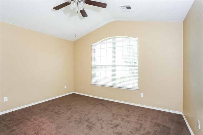 Building Photo - 10633 NW 34th Ter