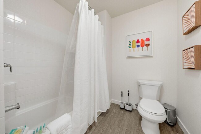 Building Photo - 1155 4th St