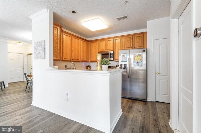 Building Photo - 12161 Abington Hall Pl