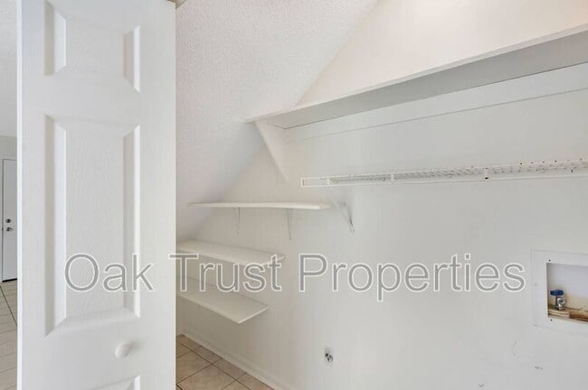 Building Photo - 4407 Great Oak Dr