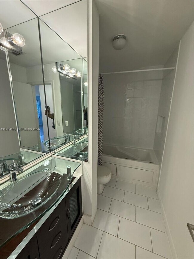 Building Photo - 2515 NW 99th Ave