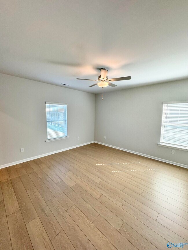 Building Photo - 28559 Halford Dr