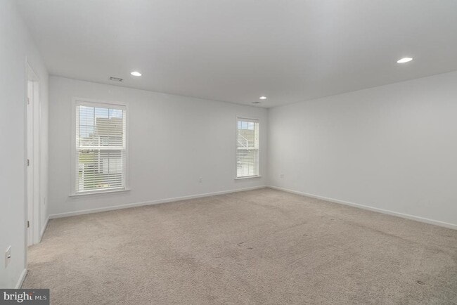 Building Photo - 66 Avery Wy