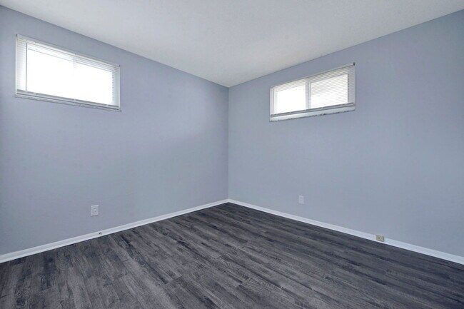 Building Photo - 2137 Toni St