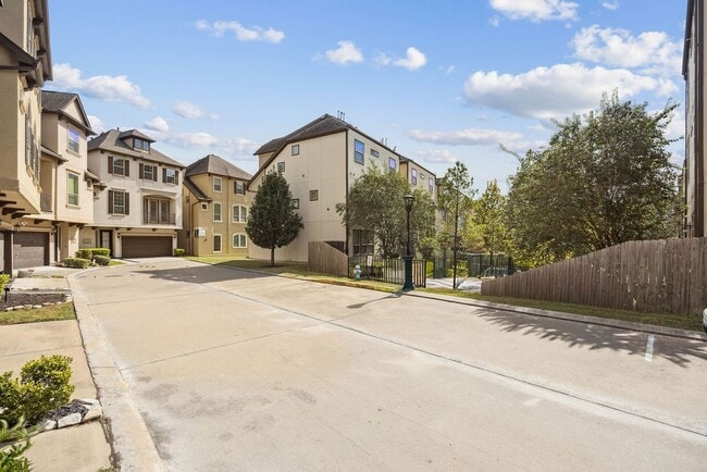 Building Photo - 12247 Oxford Cres Cir