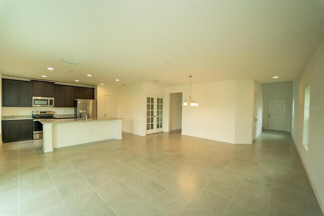 Building Photo - 1673 Swan Swim Dr