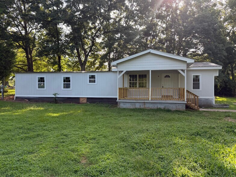 Building Photo - 2223 Glenn Jackson Rd