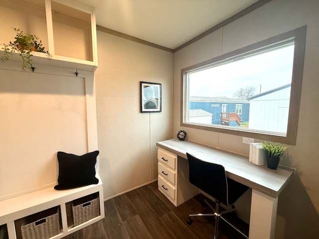 Building Photo - 15919 Flores Curv