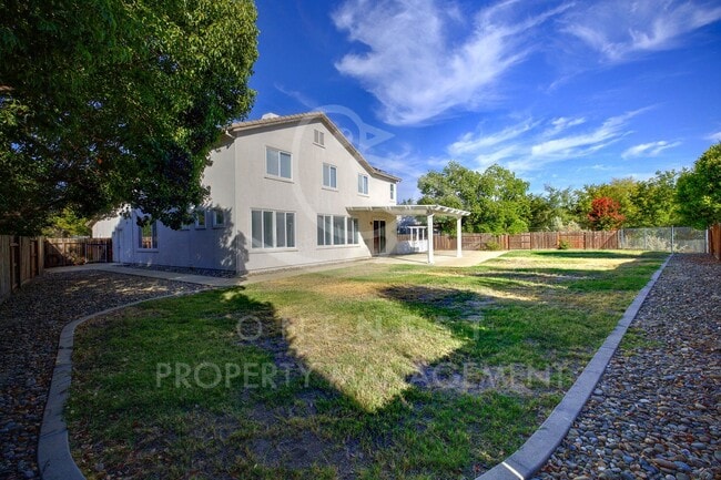 Building Photo - Twelve Bridges beauty! | Backed up to mile...