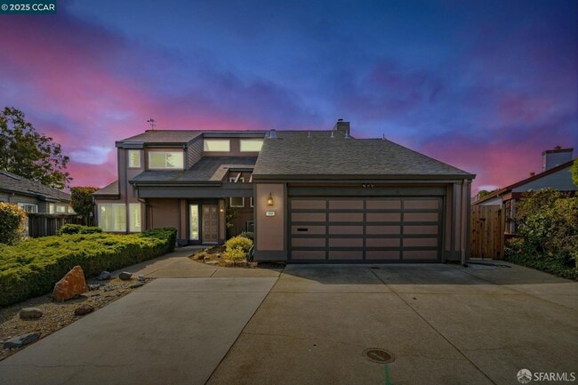 Building Photo - 558 Marlin Ct