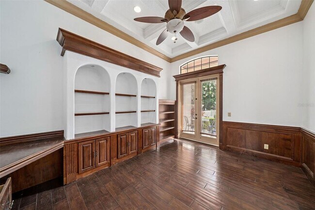 Building Photo - 8402 Lake Burden Cir