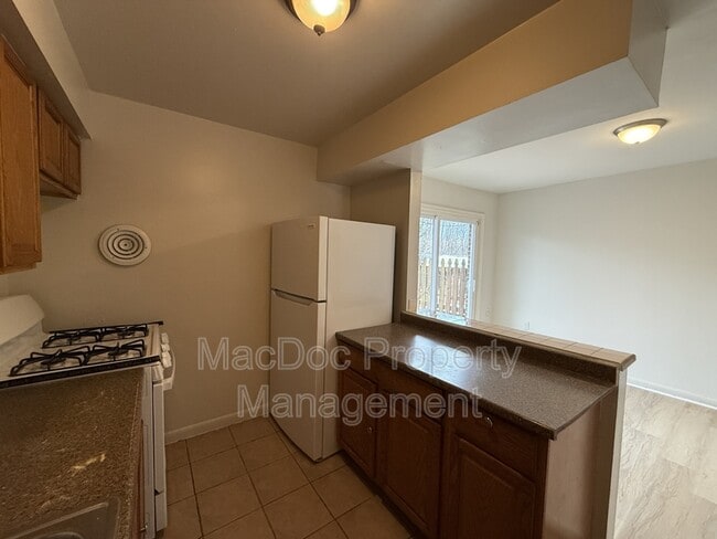 Building Photo - 3456 Beale Ct