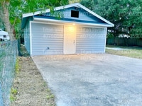 Building Photo - 330 S 2nd St