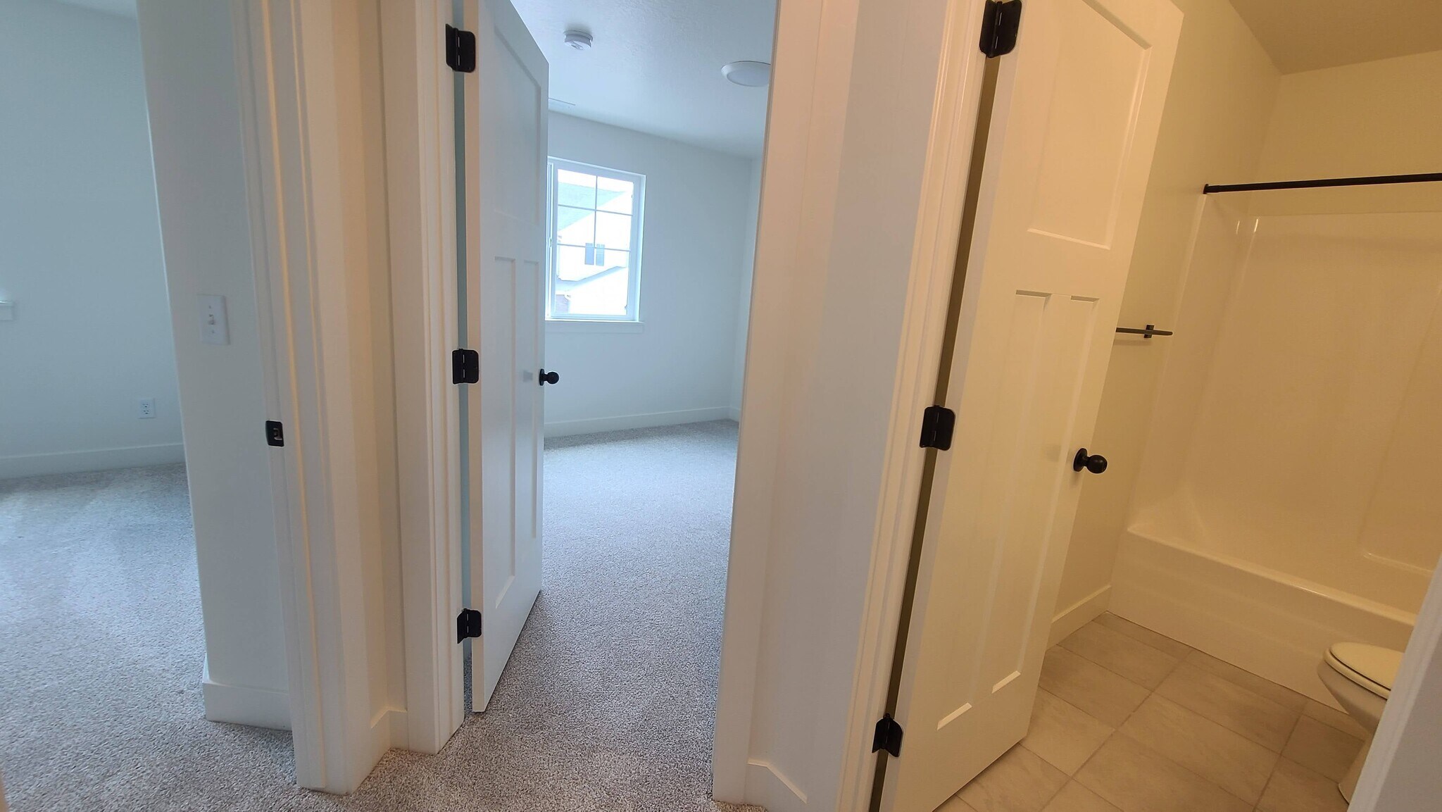 Building Photo - 4362 W Hemsley Ln