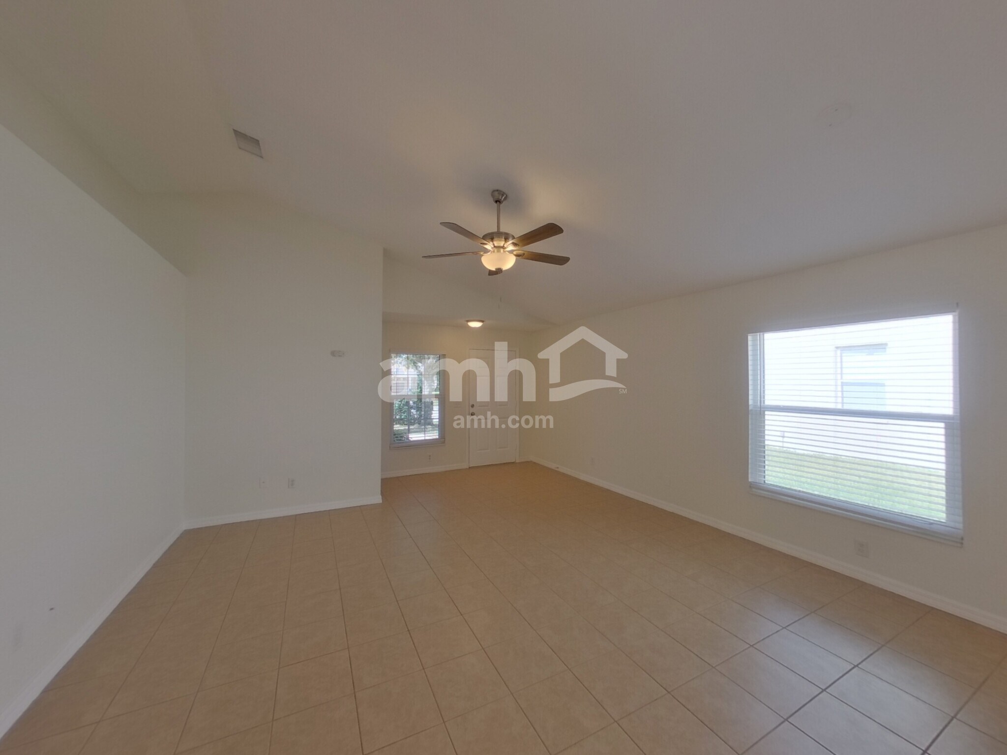 Building Photo - 14231 Gnatcatcher Terrace