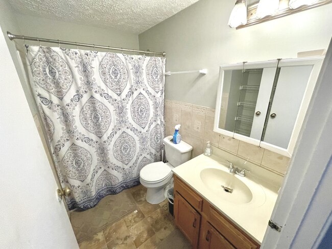 Building Photo - 10936 Huntington Woods Cir
