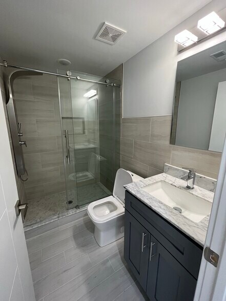 Building Photo - 522 W Berks St