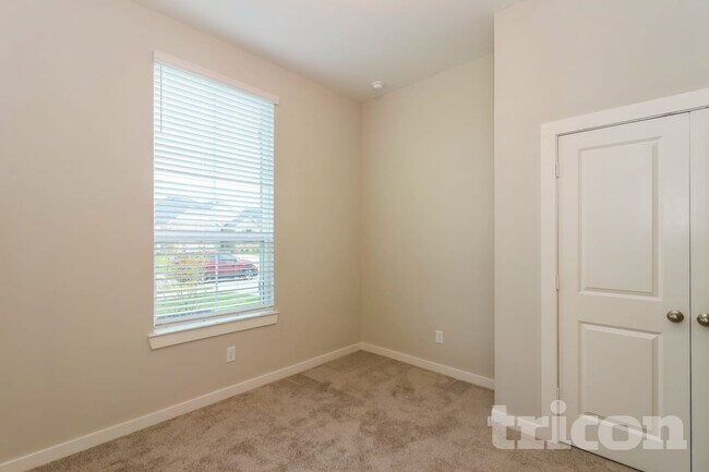 Building Photo - 2331 Cohorn Trl