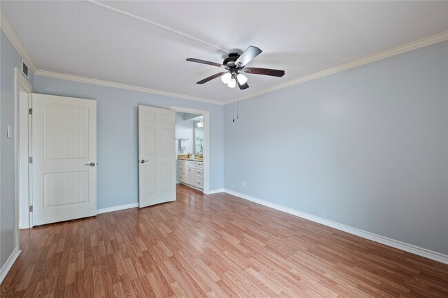 Building Photo - 3 Dorado Dr