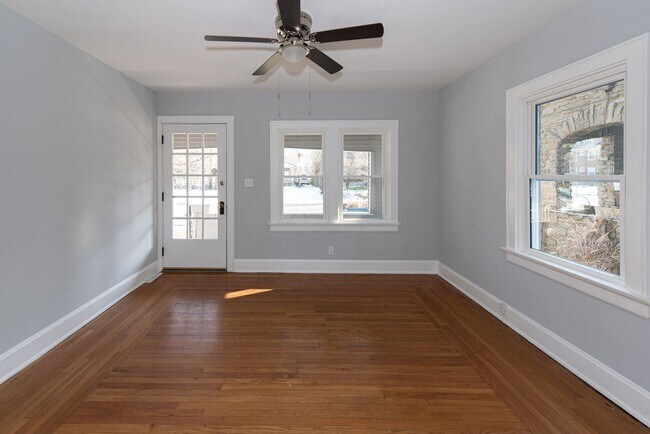 Building Photo - 4507 Ashland Ave