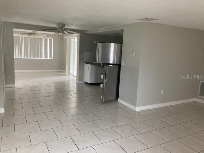 Building Photo - 3037 Astral Ln