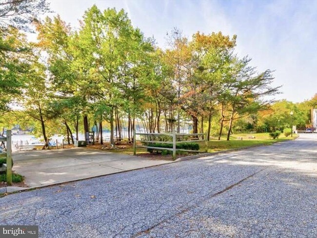 Building Photo - 7014 Chestnut Brook Ct