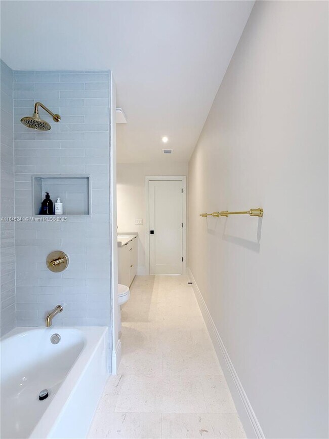 Building Photo - 8845 SW 176th Terrace