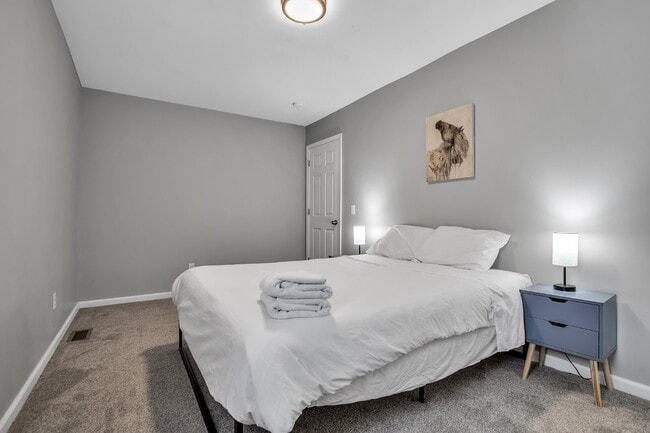 Building Photo - Furnished 4-Bedroom Single-Family Home on Buffalo’s West Side