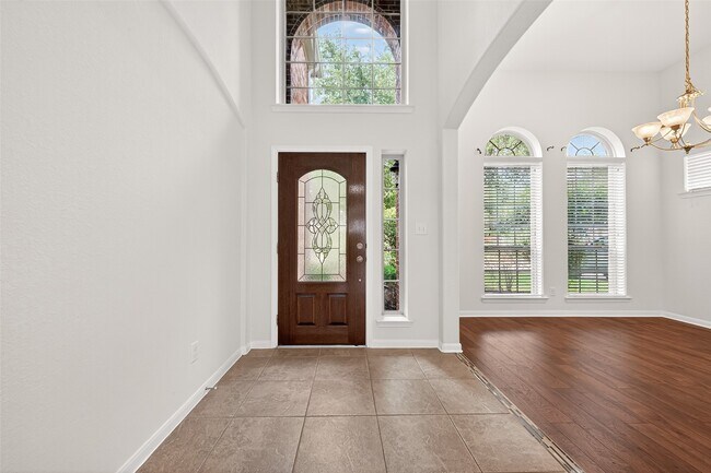 Building Photo - 17415 Sandalisle Ln