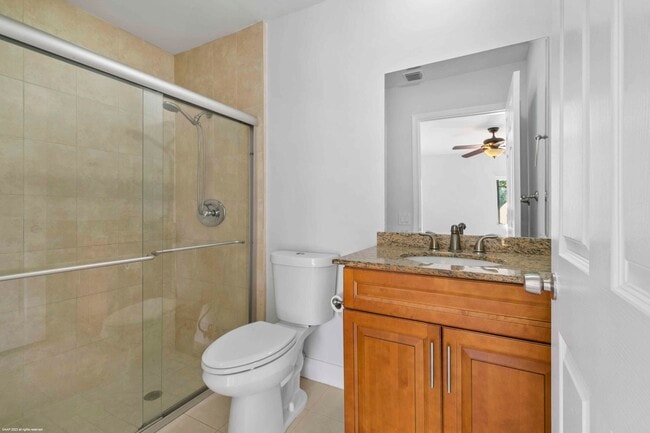 Building Photo - 1120 Hyacinth Pl