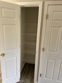 Building Photo - 10846 Tanbark Dr