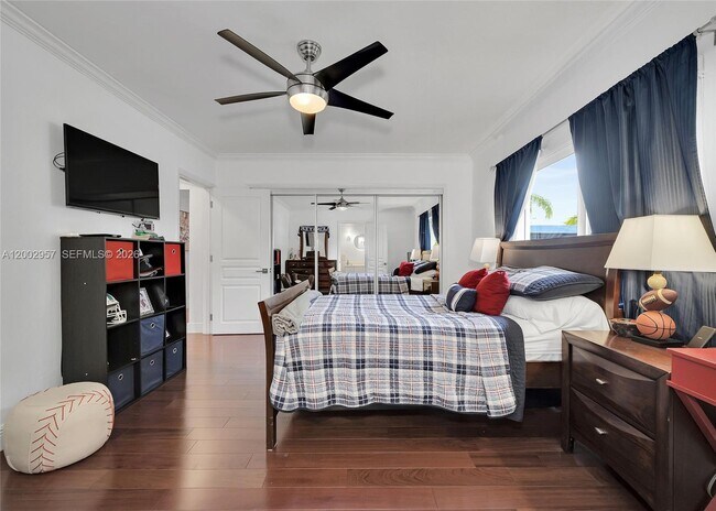 Building Photo - 6134 SW 28th St