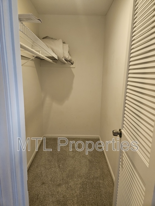 Building Photo - 11526 Turn Stone Ct