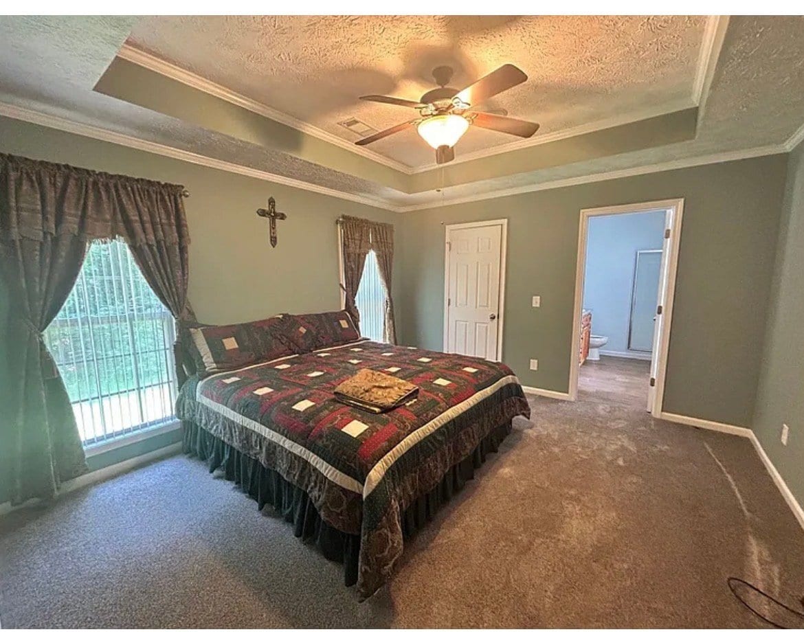 Building Photo - 4031 Somerset Ct