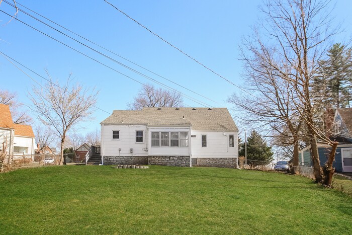 Building Photo - 5004 Glenside Dr