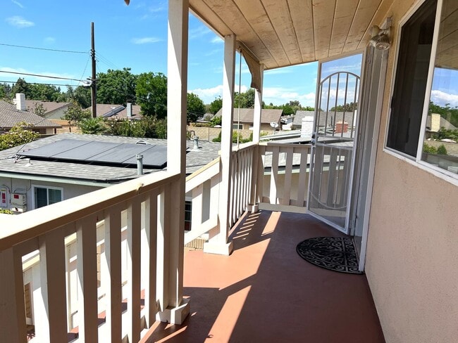 Building Photo - 1014 Mirasol St