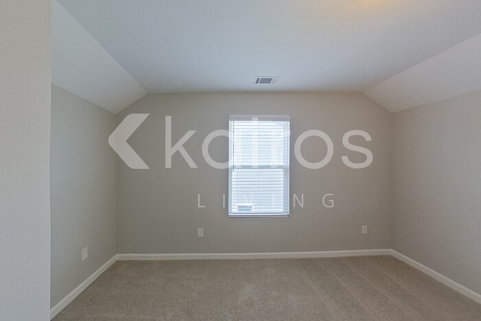 Building Photo - 5062 Cobalt Fls Bnd