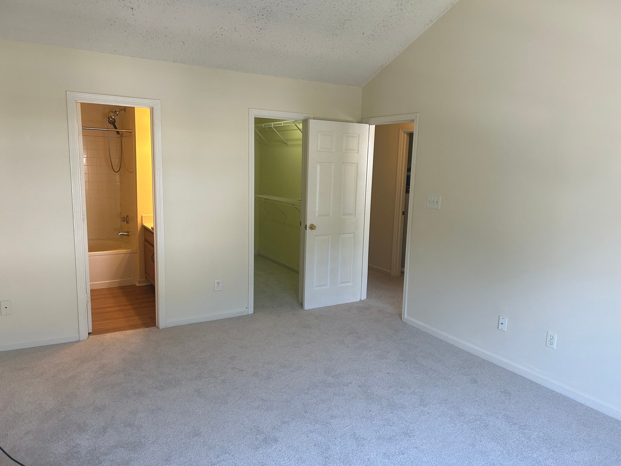 Building Photo - 8825 Scotch Heather Way