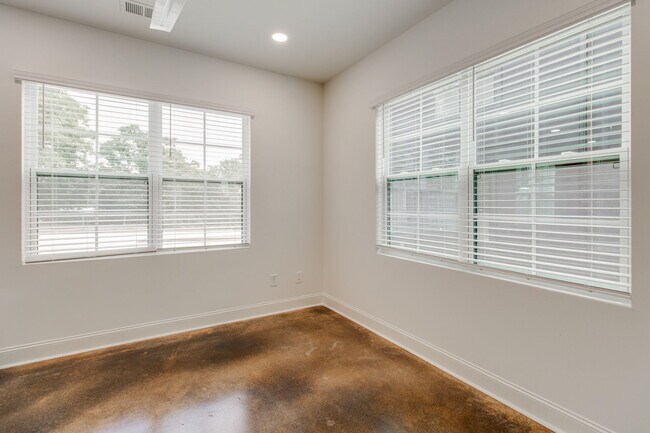 Building Photo - 1410 Barnwell St