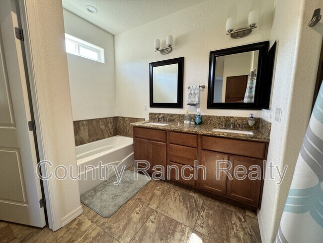 Building Photo - 2539 Bora Trl