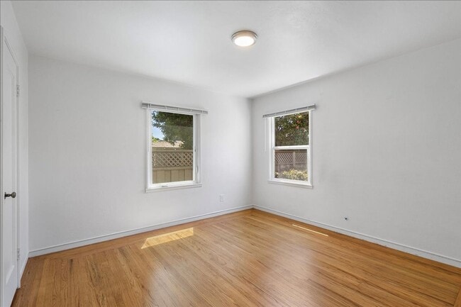 Building Photo - 1547 8th St