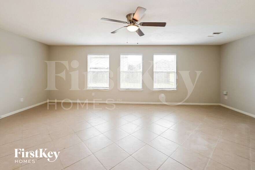 Building Photo - 21602 Skyla Cir