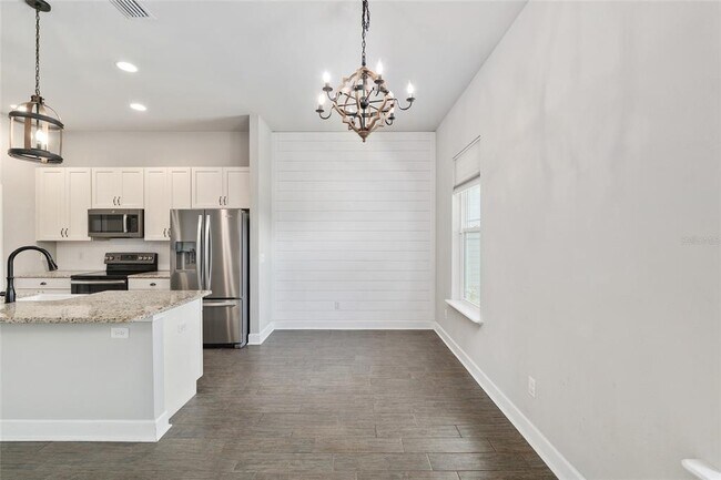 Building Photo - 2556 SW 118th Terrace