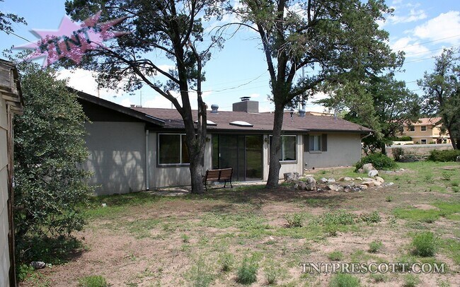 Building Photo - Home in Prescott